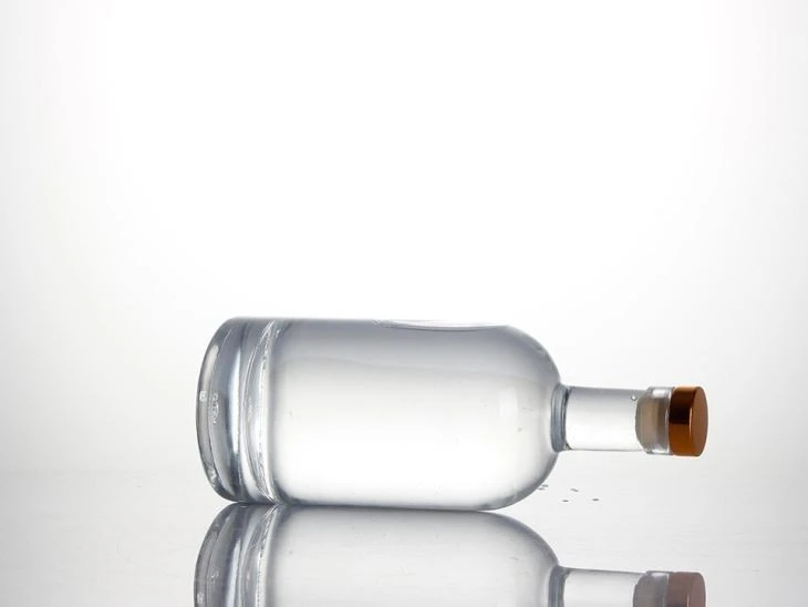 custom-glass-liquor-bottle38568226271